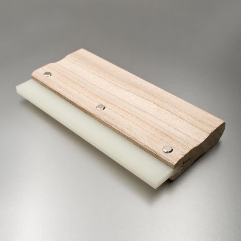 it015 wooden handle squeegee with square blade 454716