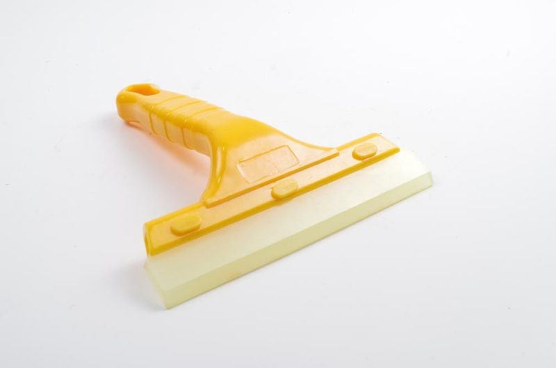 it147 handled squeegee pu 815677